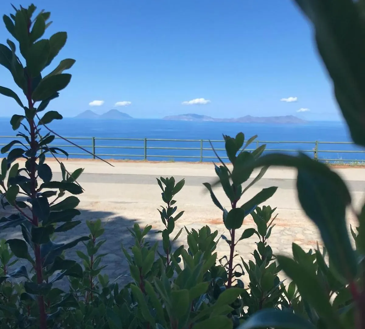 Casa Rosy Sicilia Lejlighed Brolo